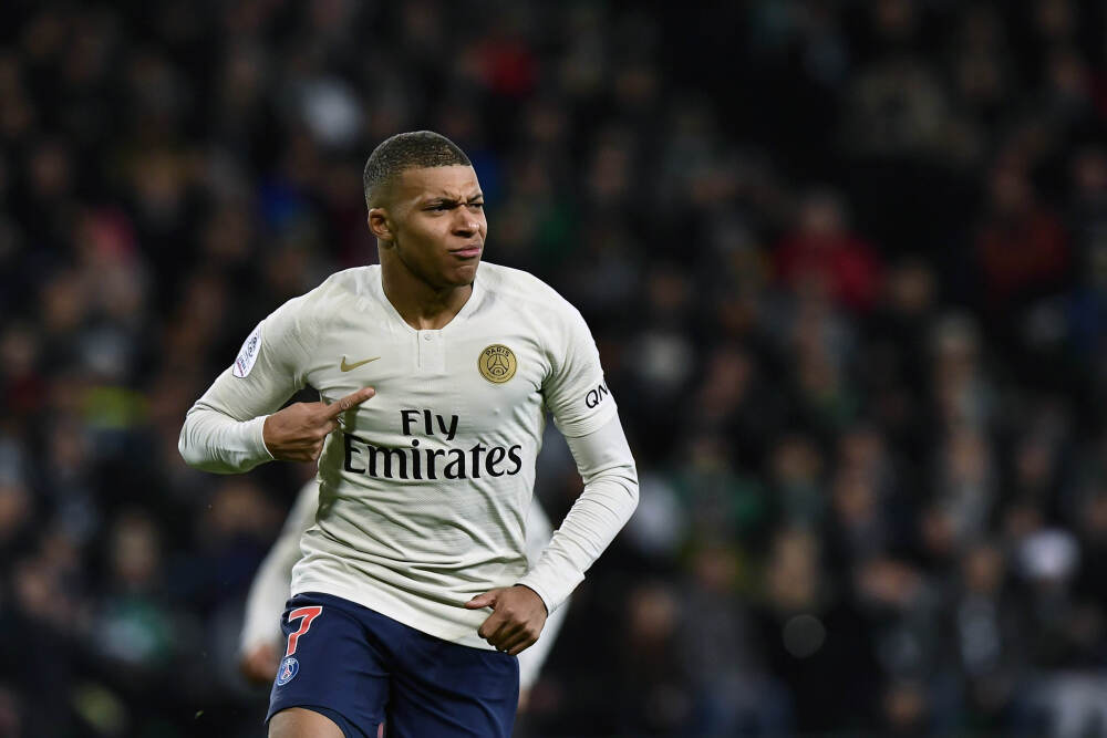 从18楼跳下的初中男孩，13天后在ICU醒来的第一句话，让我破防了